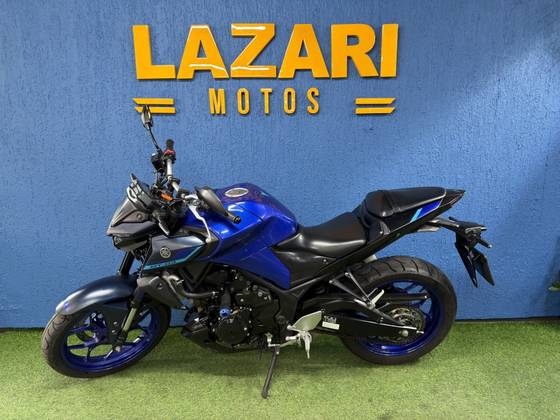 YAMAHA MT-03 ABS YAMAHA MT-03 ABS